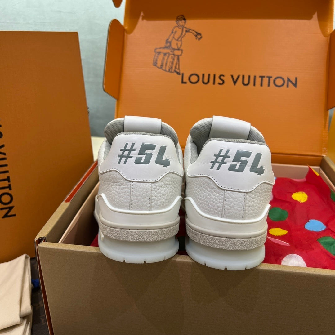 L*OUIS VUITTON Shoes 002