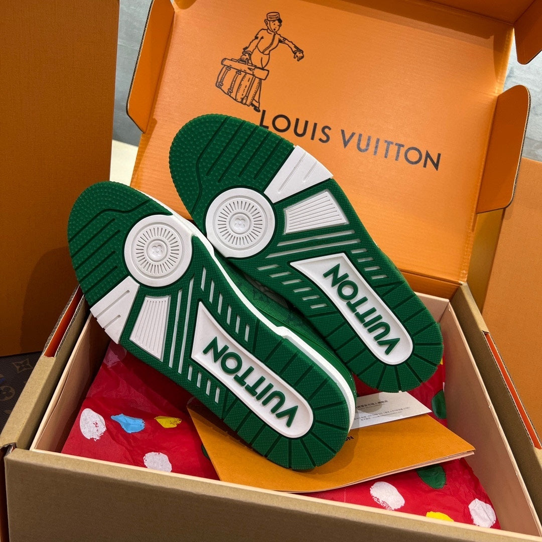 L*OUIS VUITTON Shoes 009