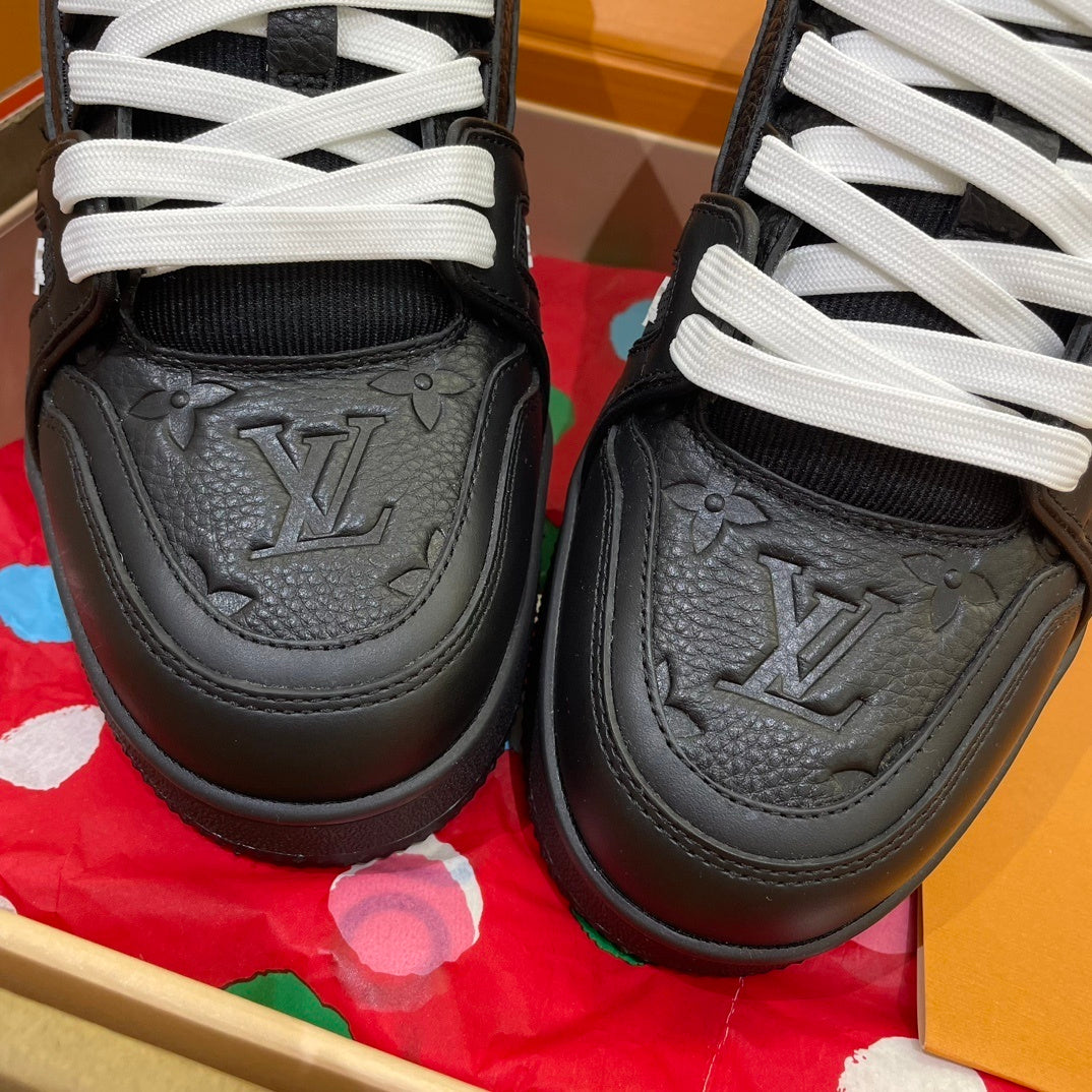 L*OUIS VUITTON Shoes 003