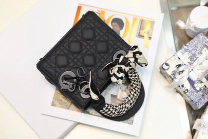 D*ior bag 011