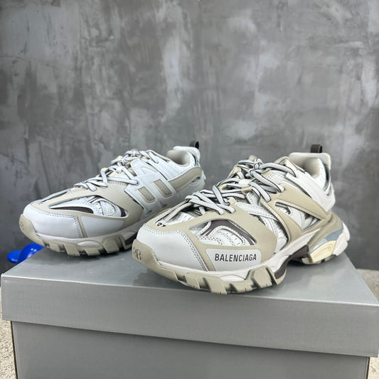B*alenciaga Shoes 009