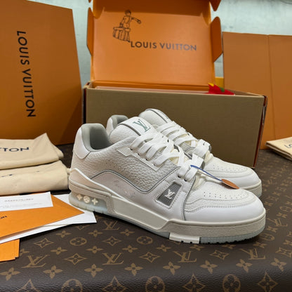 L*OUIS VUITTON Shoes 002