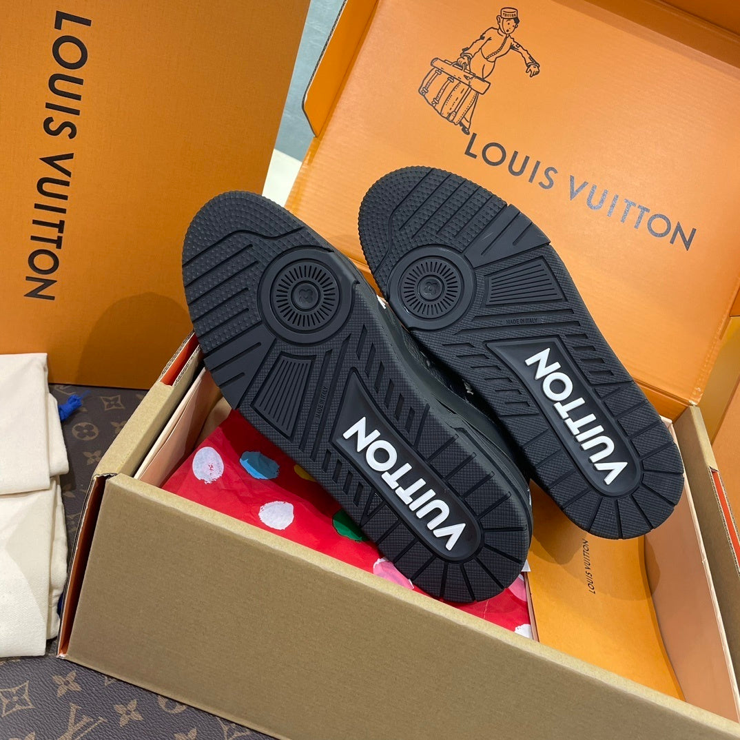 L*OUIS VUITTON Shoes 003