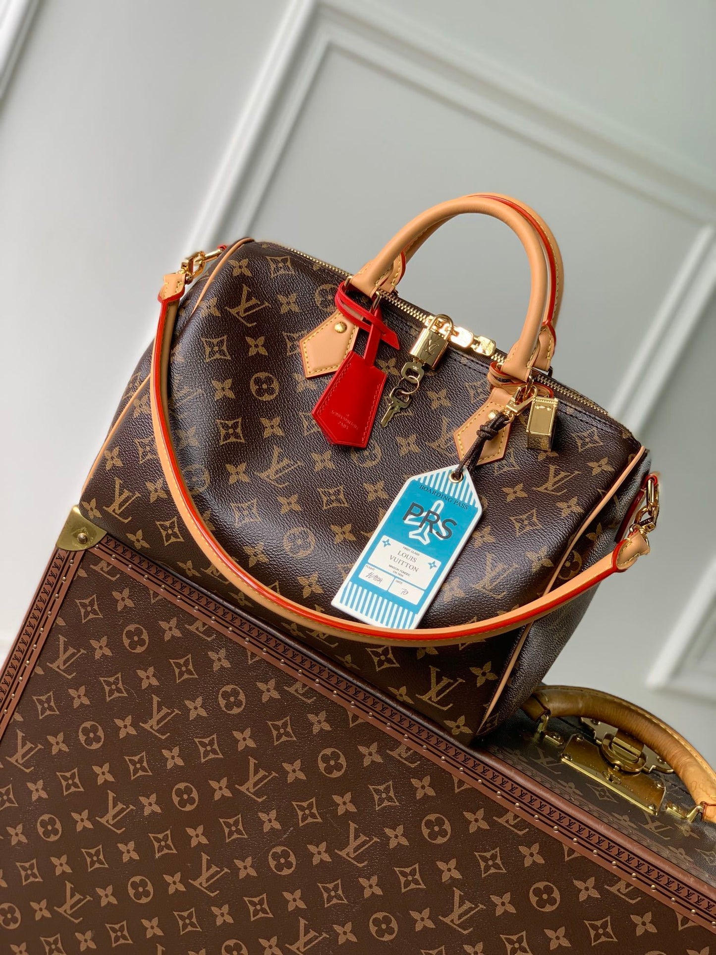 L*V Bag 008