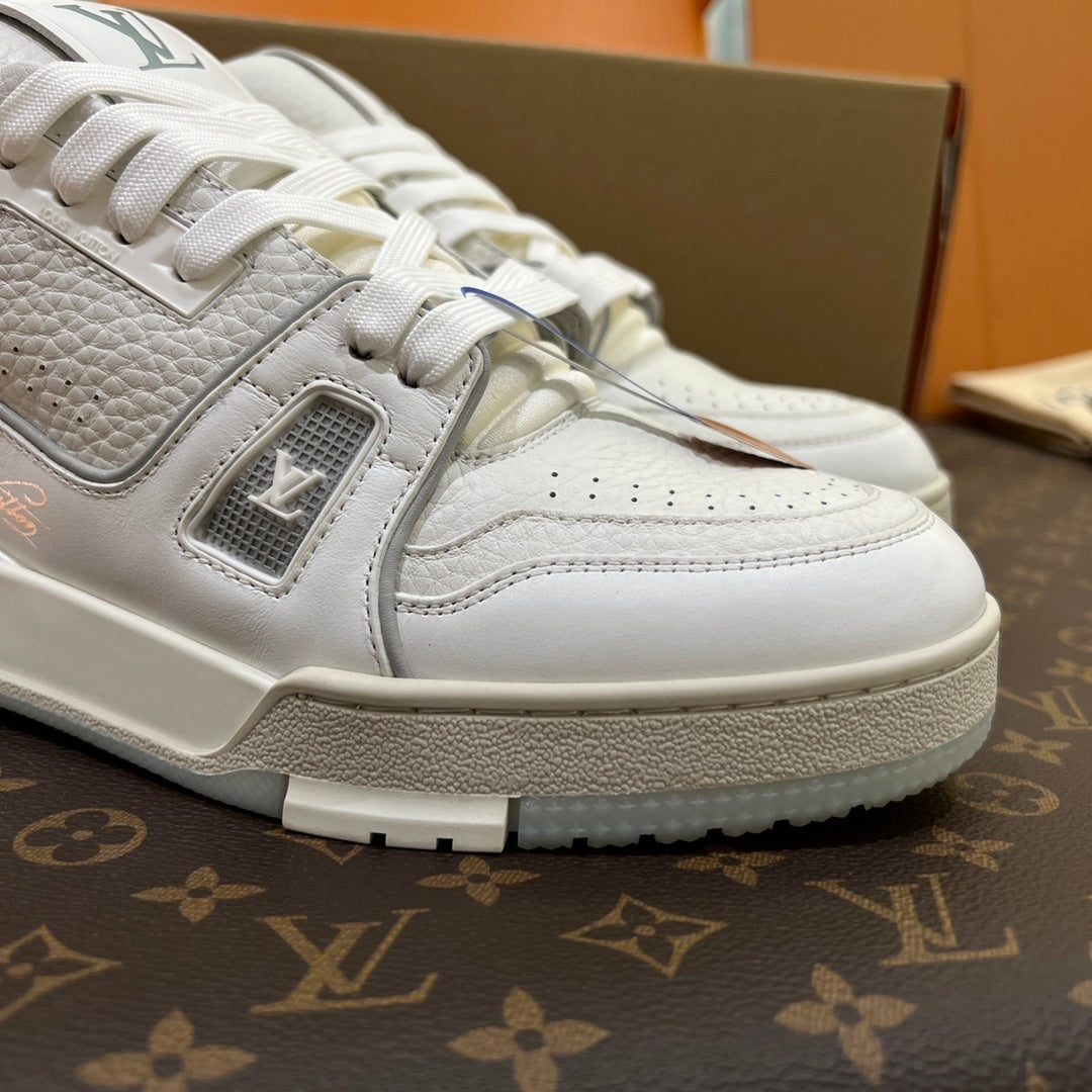 L*OUIS VUITTON Shoes 002