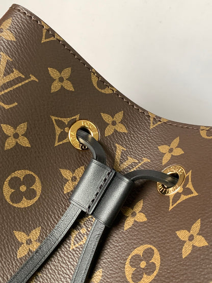 L*V Bag 007