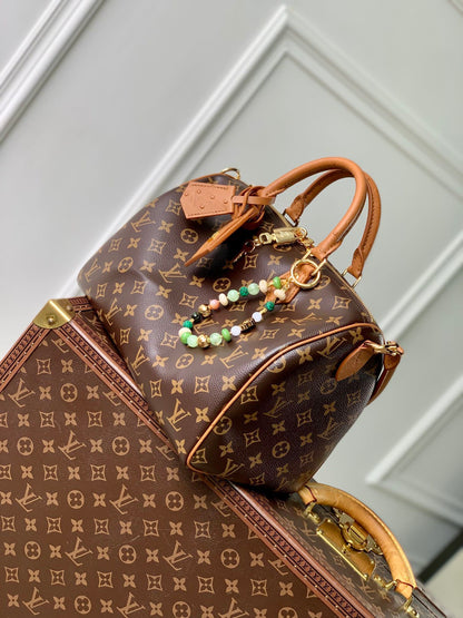 L*V Bag 009