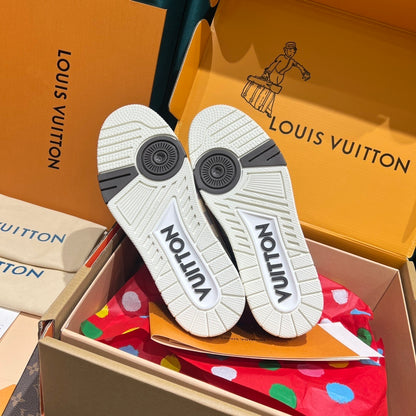 L*OUIS VUITTON Shoes 001