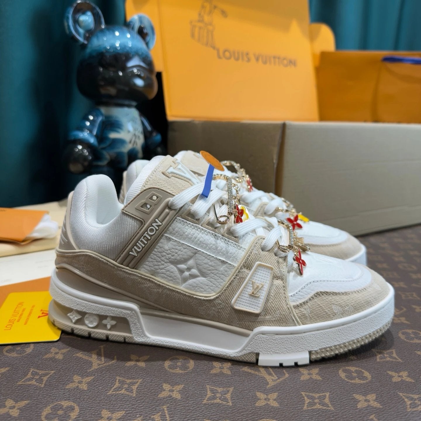 L*OUIS VUITTON Shoes 005