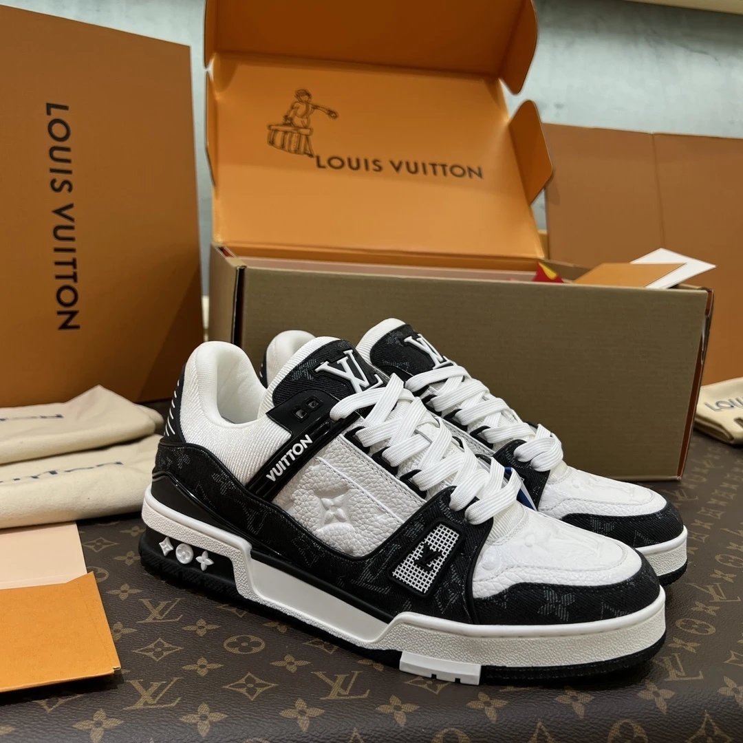 L*OUIS VUITTON Shoes 006