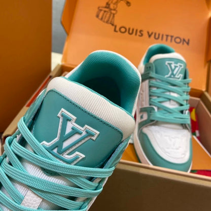 L*OUIS VUITTON Shoes 010